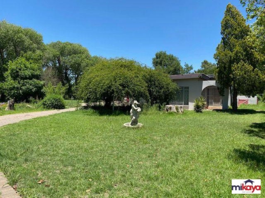 4 Bedroom Property for Sale in Roodewal Free State